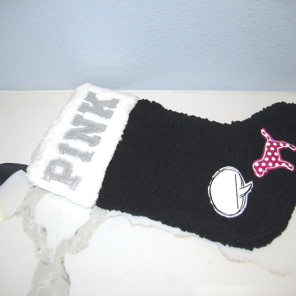 BLACK/WHITE STOCKING BY PINK